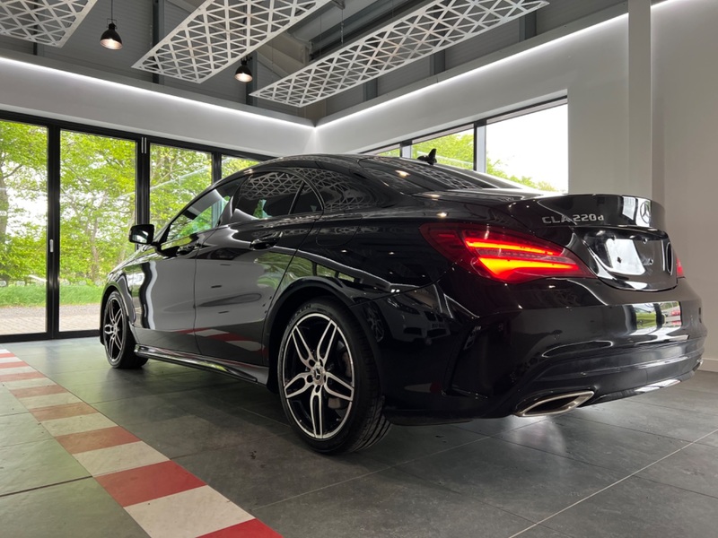 MERCEDES-BENZ CLA