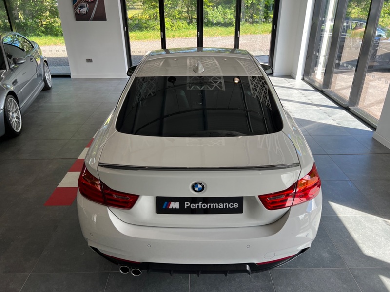 BMW 4 SERIES