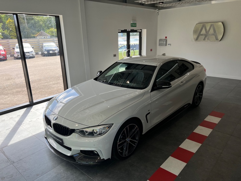 BMW 4 SERIES
