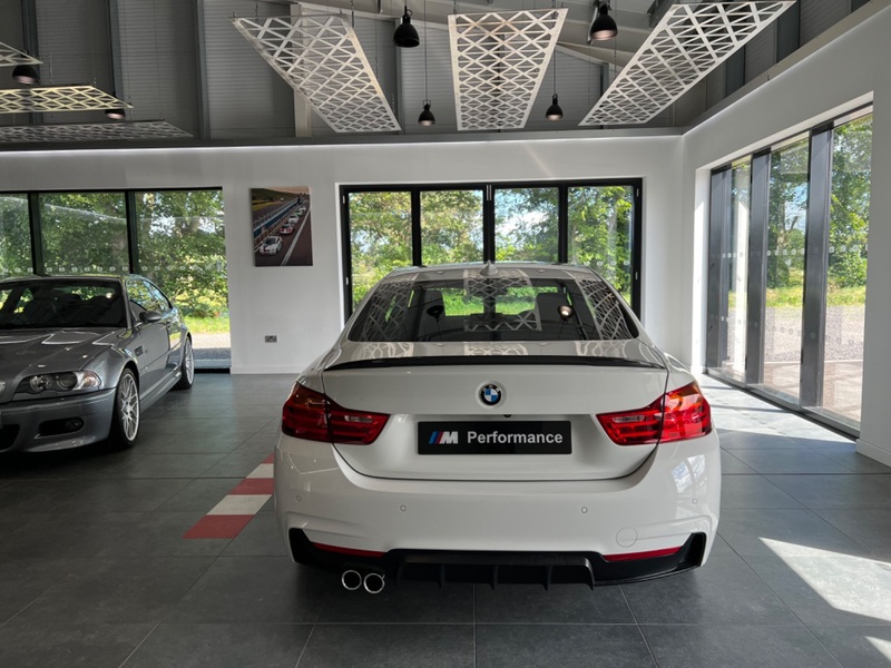 BMW 4 SERIES