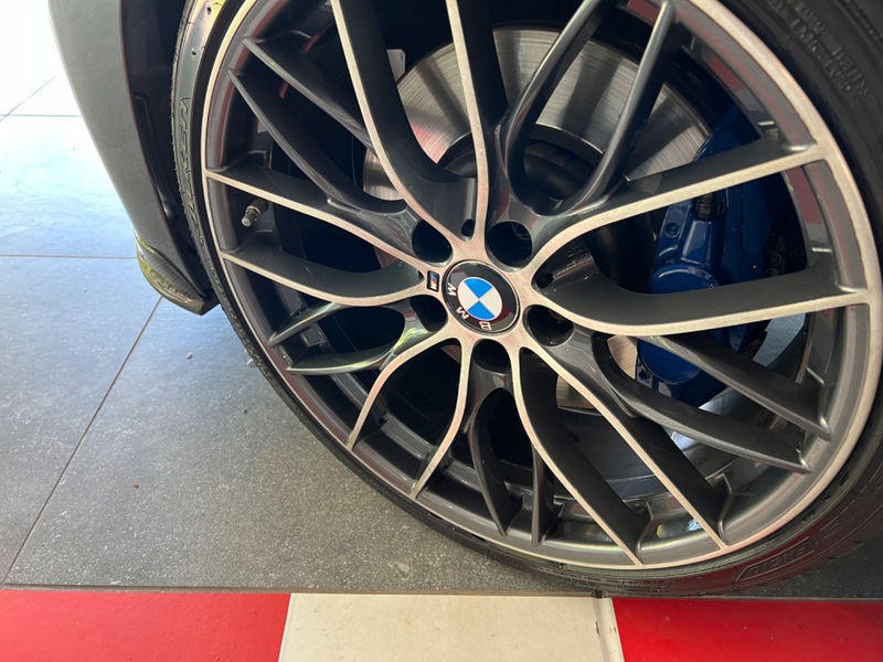 BMW 4 SERIES
