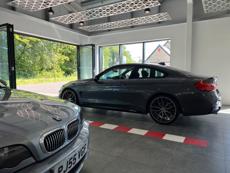 BMW 4 SERIES