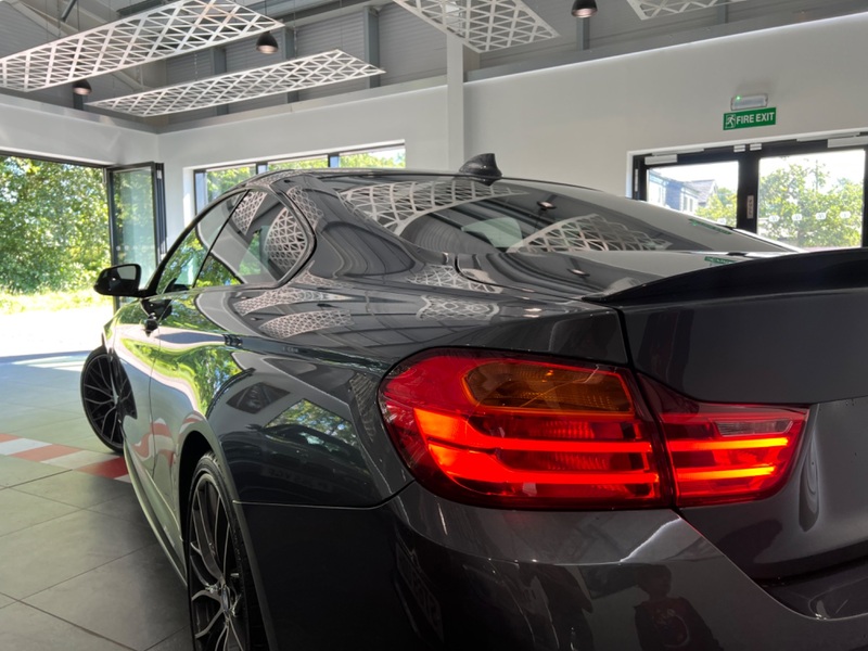 BMW 4 SERIES