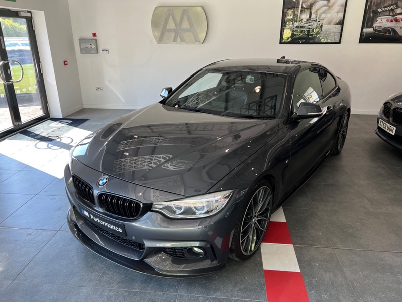 BMW 4 SERIES