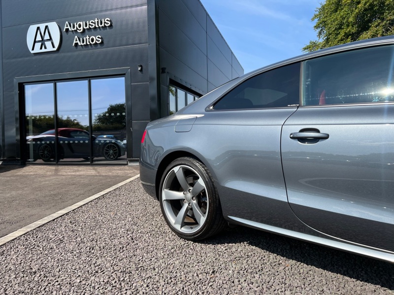 AUDI S5