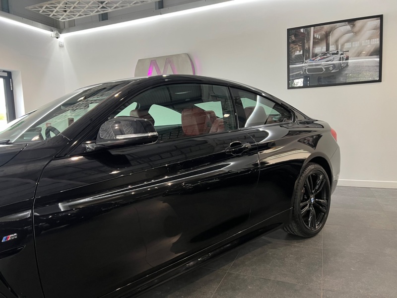 BMW 4 SERIES