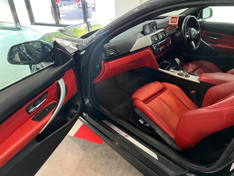 BMW 4 SERIES