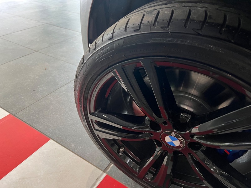 BMW 4 SERIES