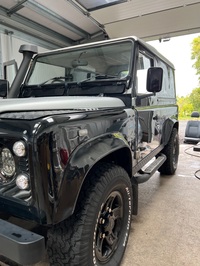 LAND ROVER DEFENDER 90