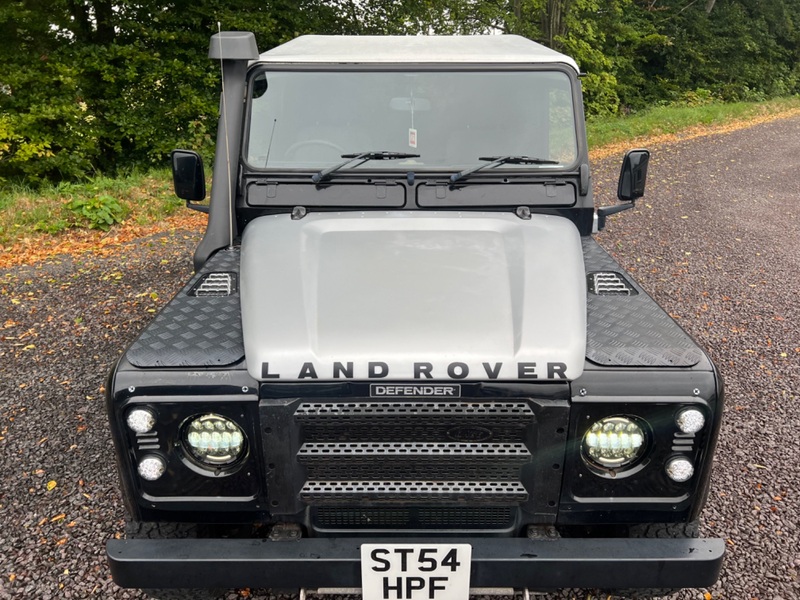 LAND ROVER DEFENDER 90