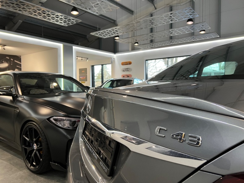 MERCEDES-BENZ C CLASS