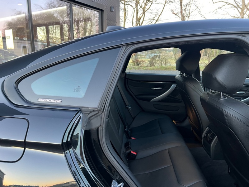 BMW 4 SERIES