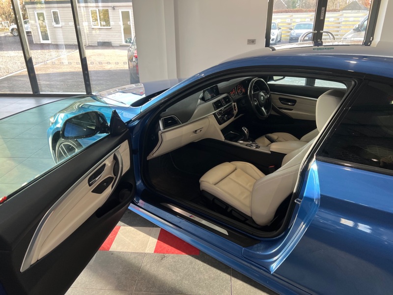 BMW 4 SERIES