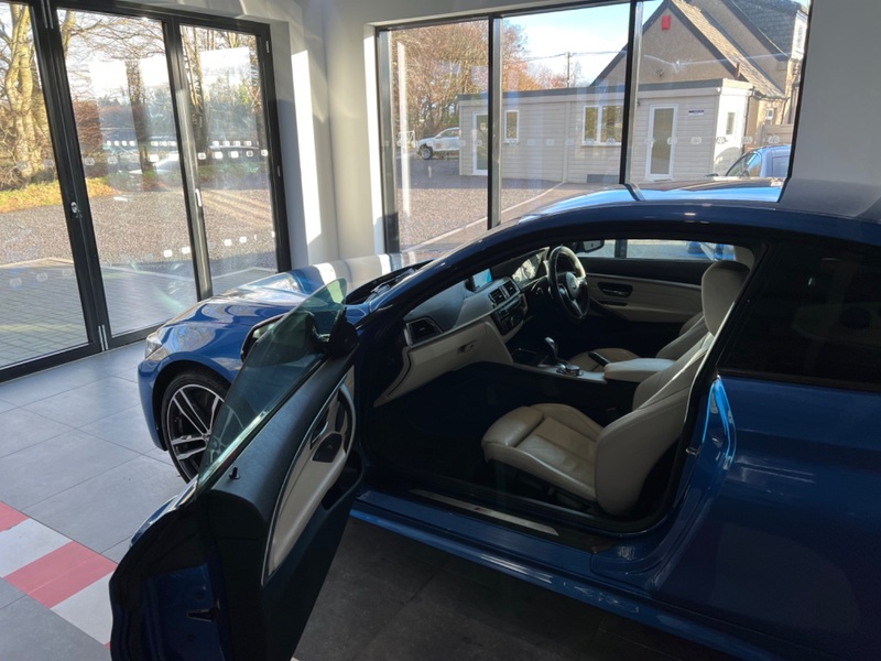 BMW 4 SERIES