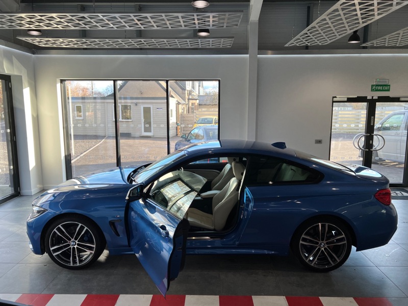 BMW 4 SERIES