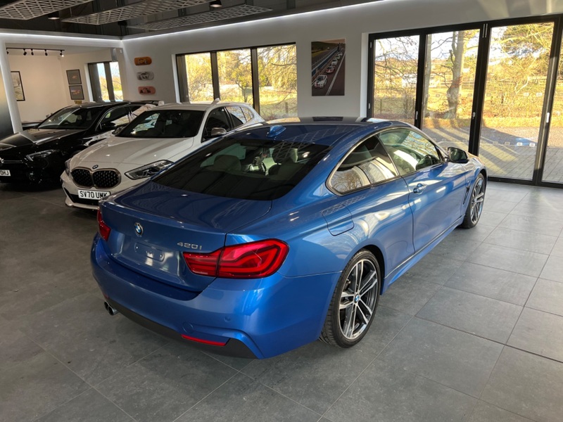 BMW 4 SERIES