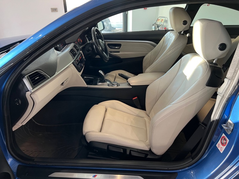 BMW 4 SERIES