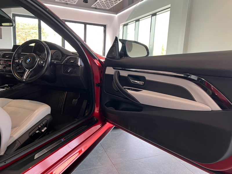 BMW M4